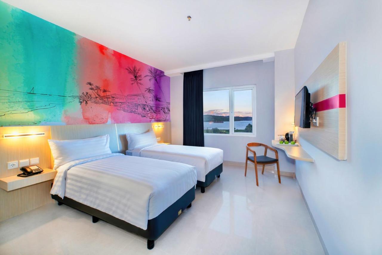 เฟฟโฮเทล บิตุง Hotel Bitung ภายนอก รูปภาพ